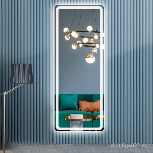 Hollywood Mirror with Bulb Style Lights