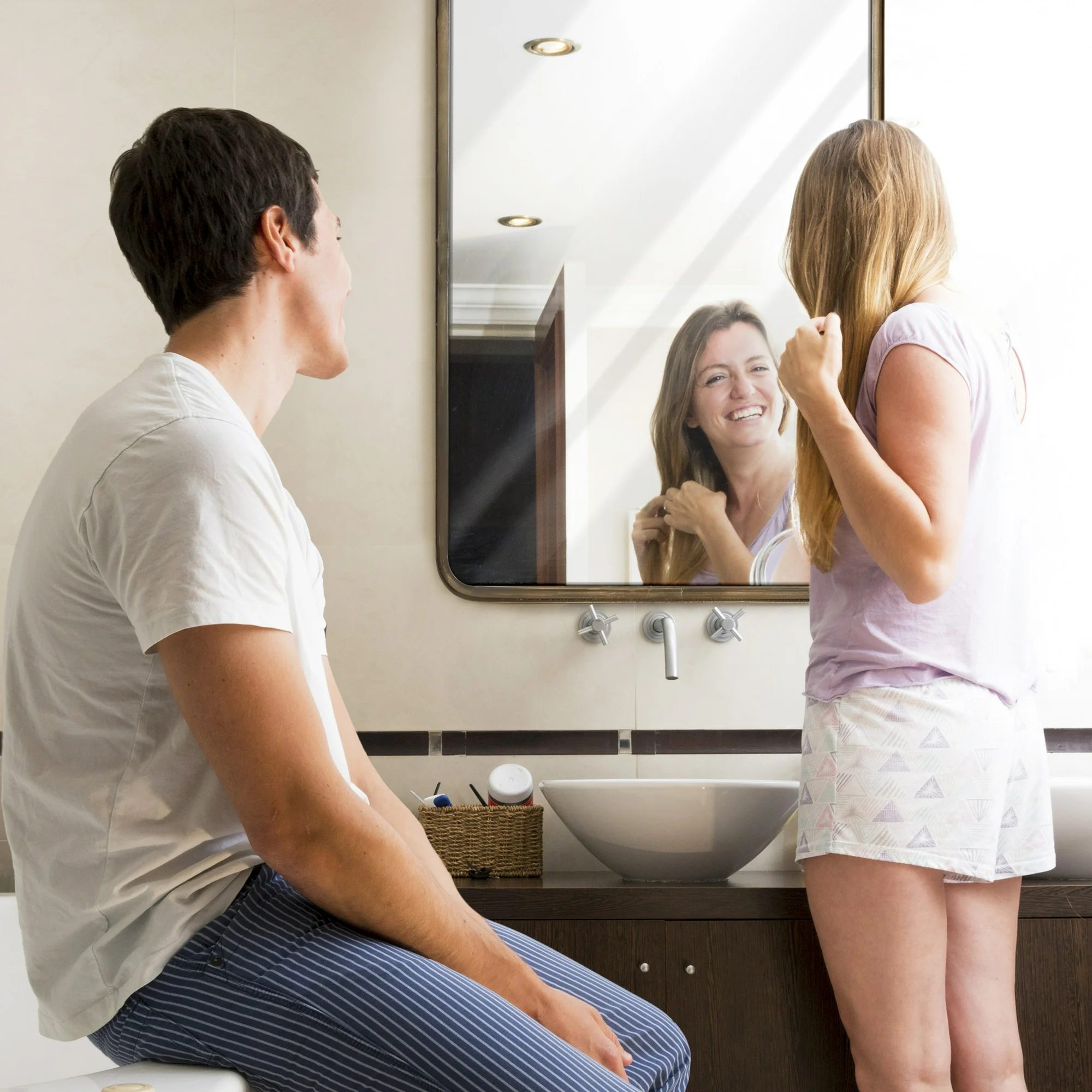 HBCY Creations 20" x 30" Brushed Bronze Mirror for Wall - Sturdy Metal Framed Mirror - Rectangle Mirror with Metal Frame for Bathroom, Entryway, Living Room & More! - Image 4